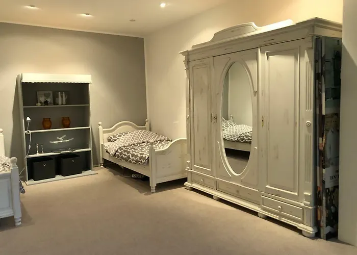 Am Huelser Berg Naehe Duesseldorf *